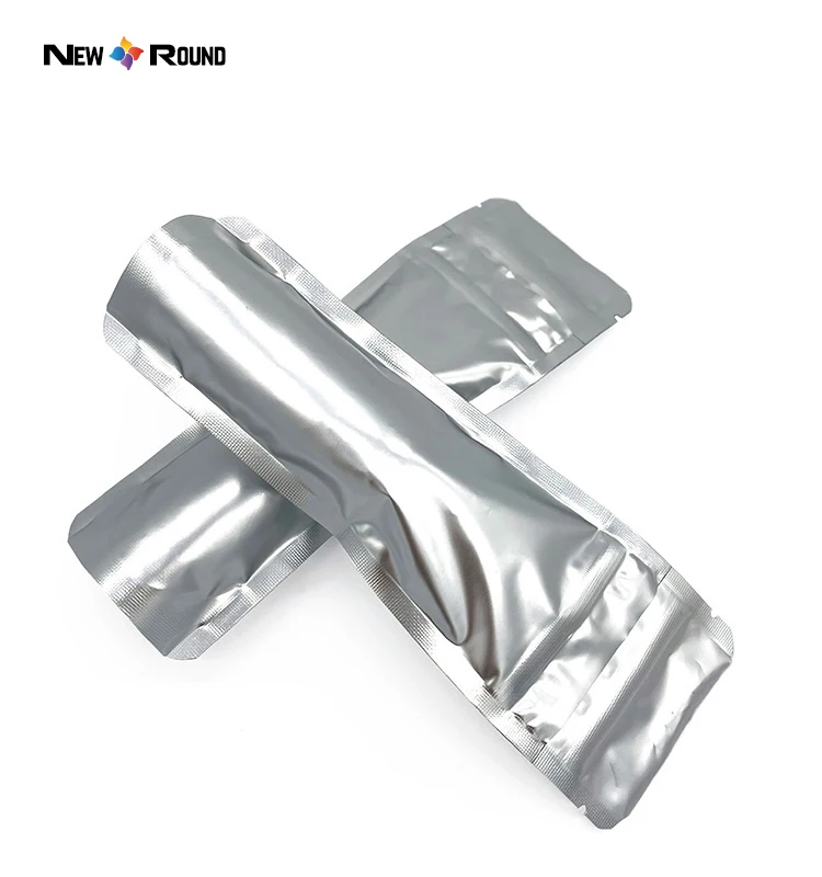 حقيبة مايلر مقاومة للأطفال باللون الفضي غير اللامع مع شعار بلاستيك مقاوم للحرارة وسحاب ناعم الملمس وسحاب مقاوم للرائحة